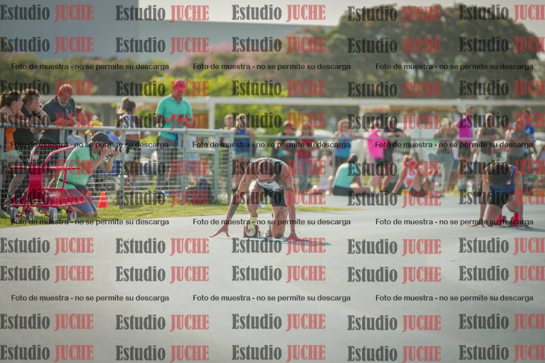Fotos de los 400 m llanos de varones