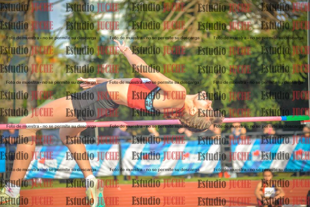 Fotos del salto en alto de mujeres