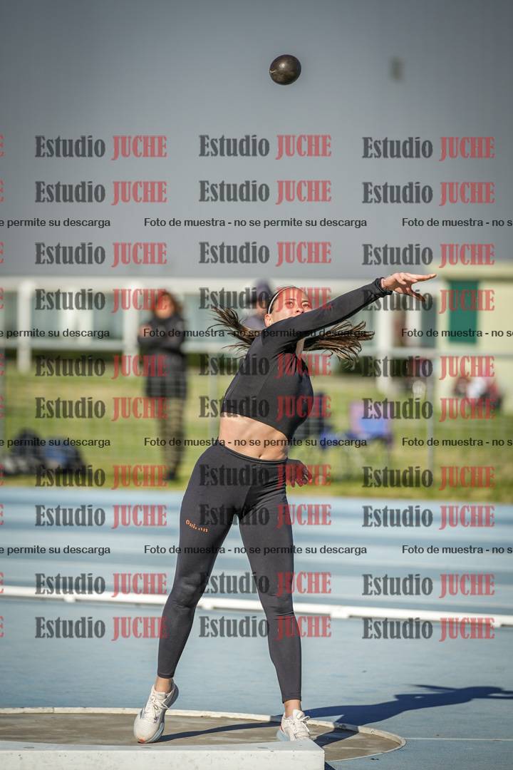 Fotos del lanzamiento de bala de mujeres - heptatlón 3