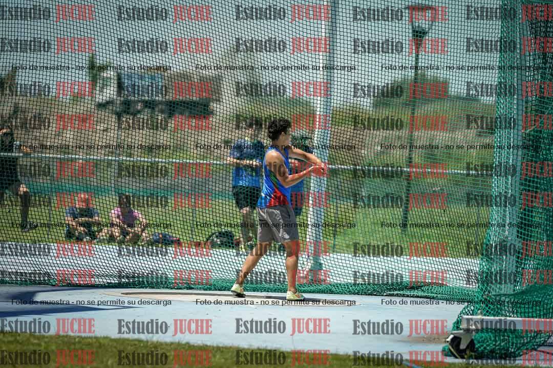 Fotos del lanzamiento del martillo de varones