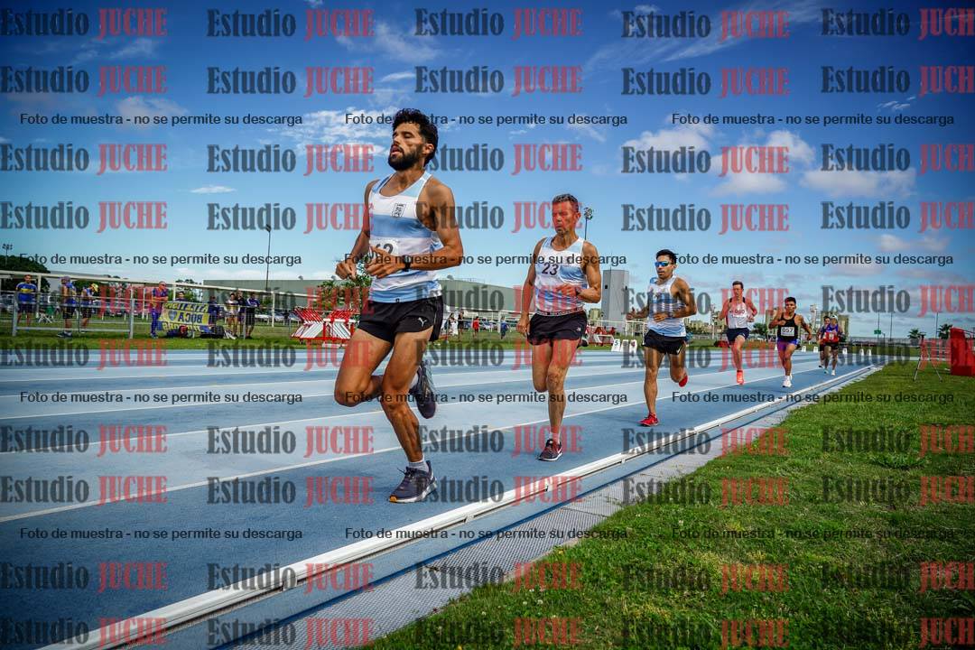 Fotos de los 1000 m llanos de varones