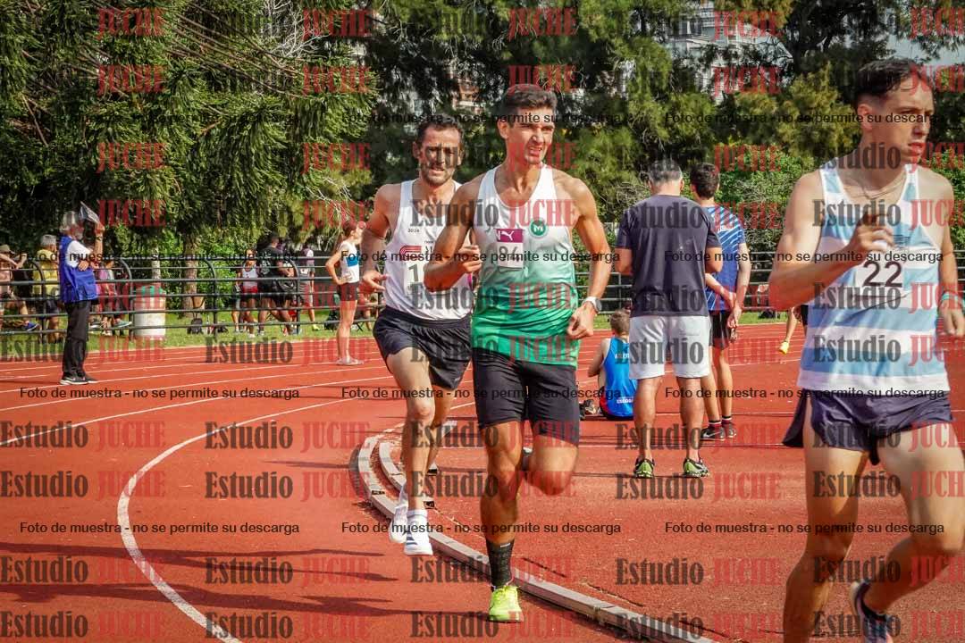 Fotos de los 3000 m llanos de varones