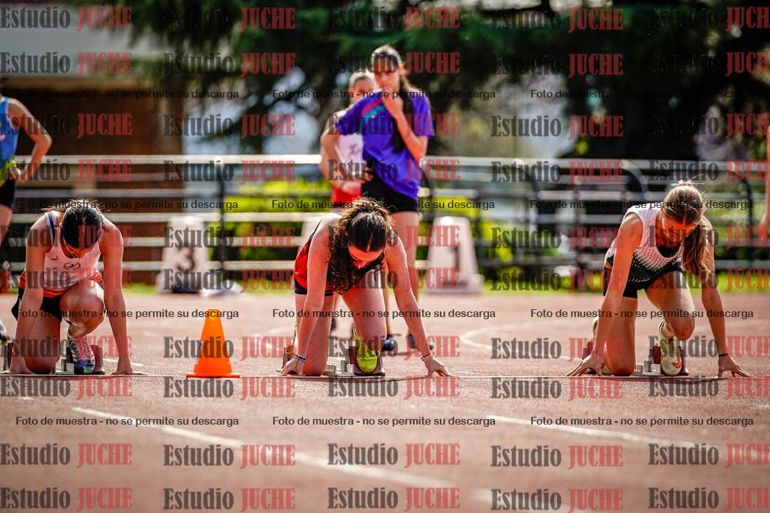 Fotos de los 80 m llanos de mujeres