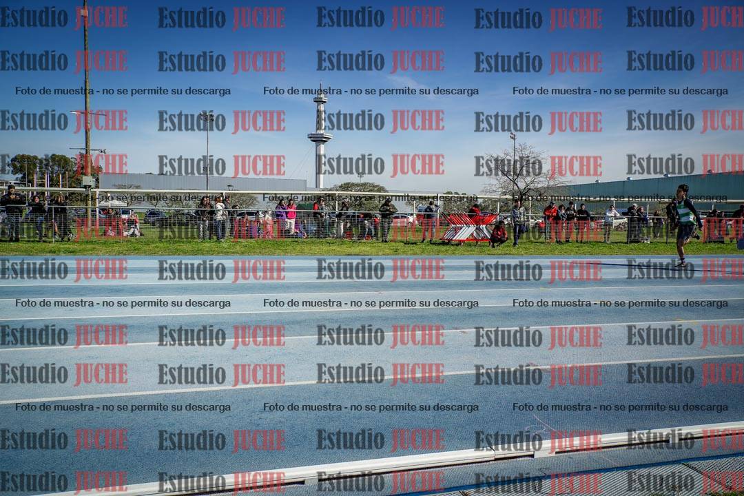 Fotos de los 100 m llanos de varones - U17