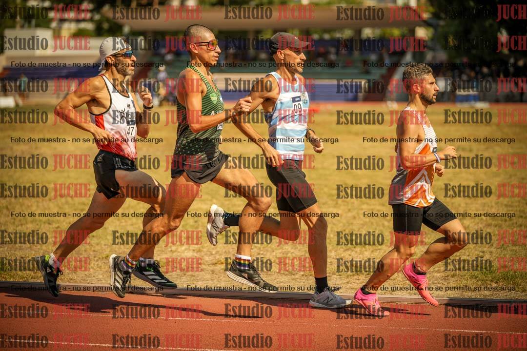 Fotos de los 3000 m llanos de varones