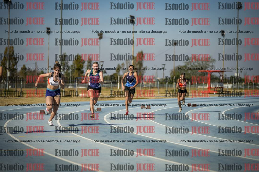 Fotos de los 200 m llanos de mujeres - combinadas 4