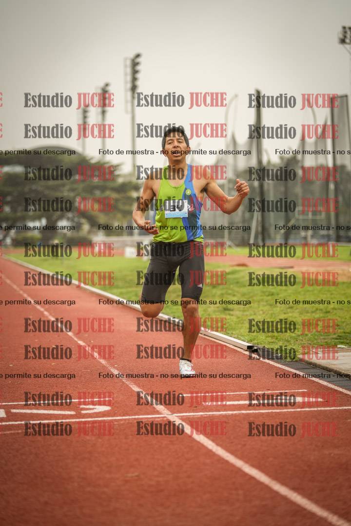 Fotos de los 800 m llanos de varones