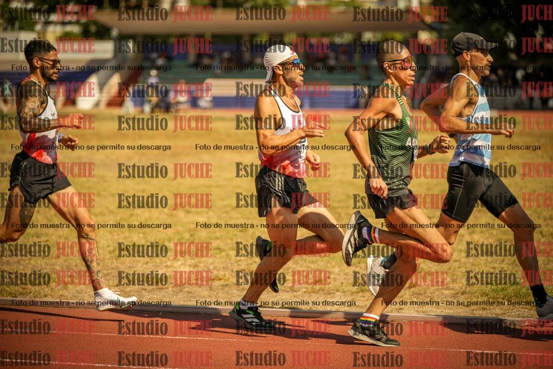 Fotos de los 3000 m llanos de varones