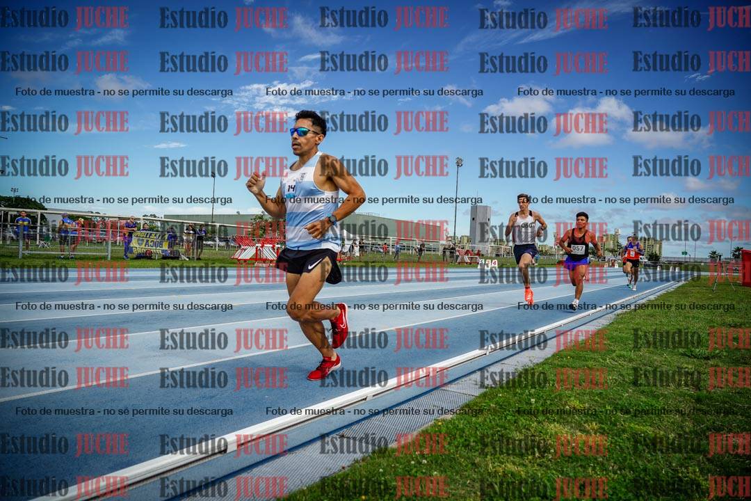 Fotos de los 1000 m llanos de varones
