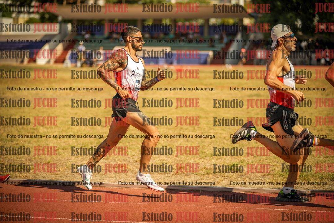 Fotos de los 3000 m llanos de varones