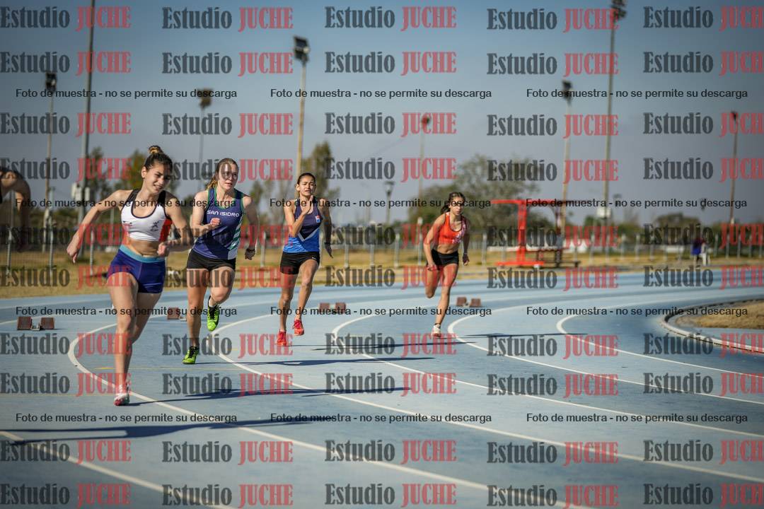 Fotos de los 200 m llanos de mujeres - combinadas 4