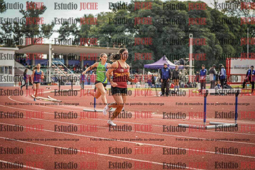 Fotos de los 400 m con vallas de mujeres