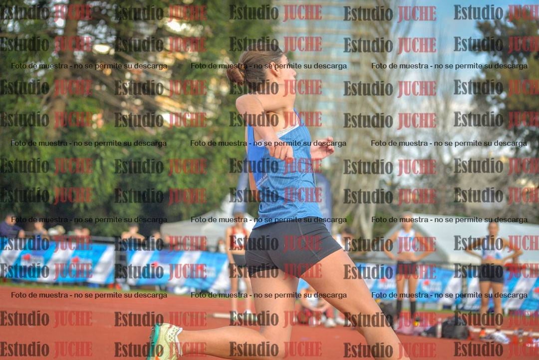 Fotos del salto en alto de mujeres