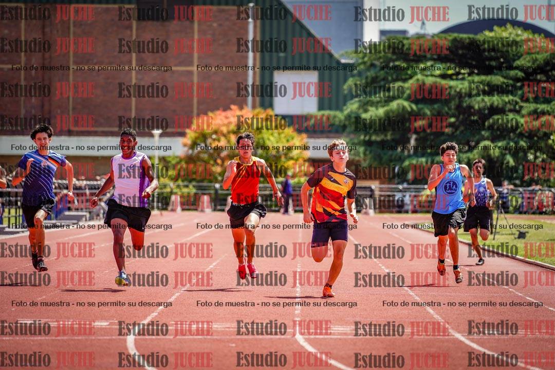 Fotos de los 200 m llanos de varones