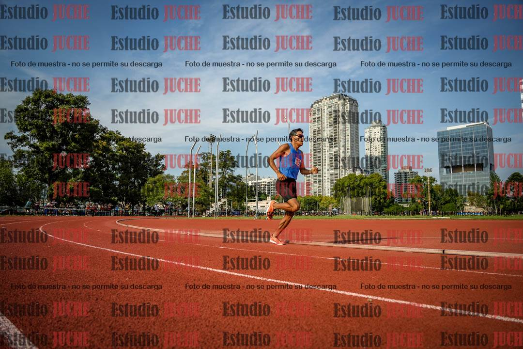 Fotos de los 3000 m llanos de varones
