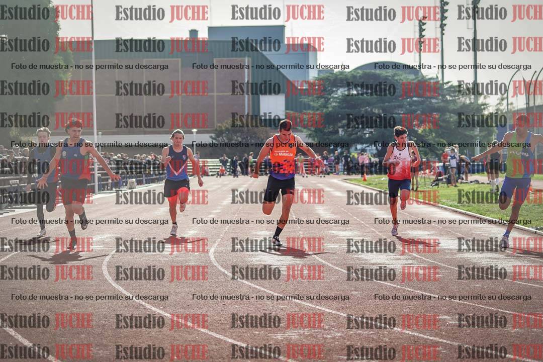 Fotos de los 100 m llanos de varones