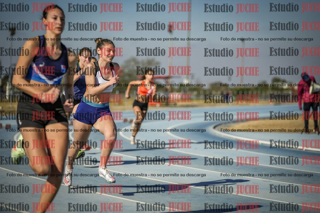Fotos de los 200 m llanos de mujeres - combinadas 4