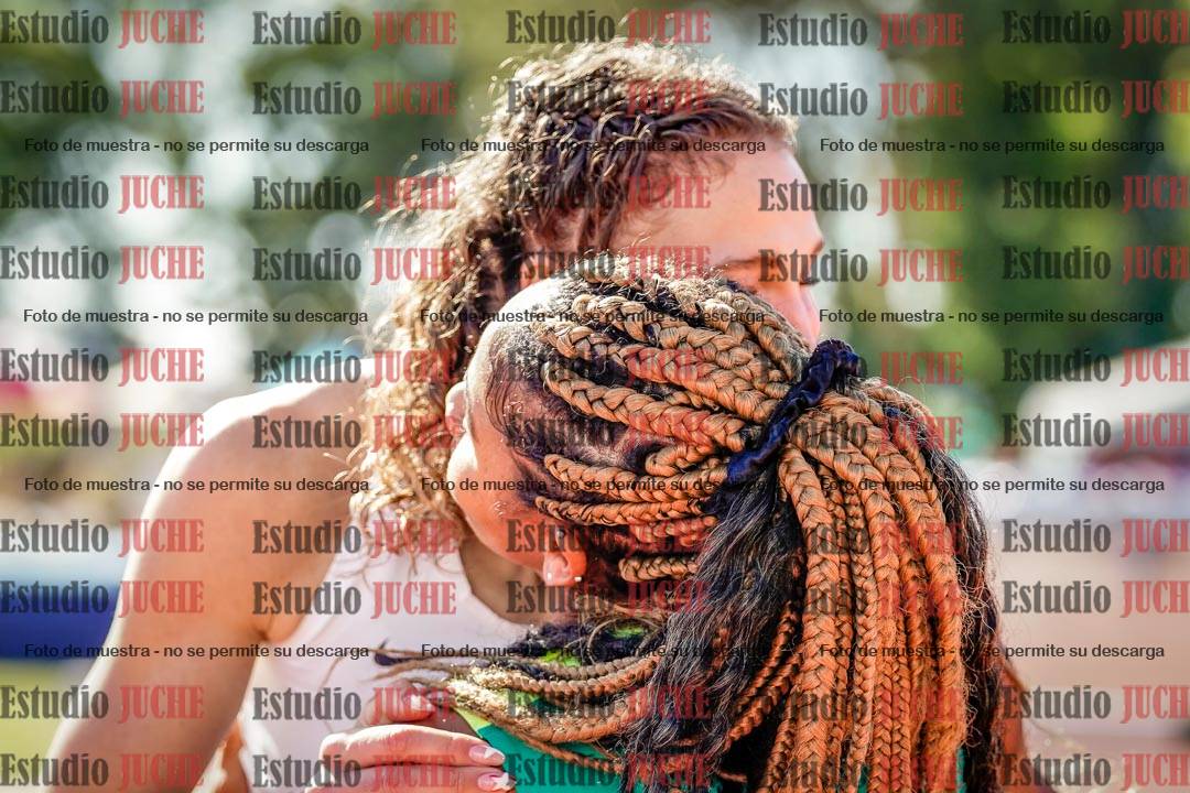 Fotos de algunos extras y podios del día 2