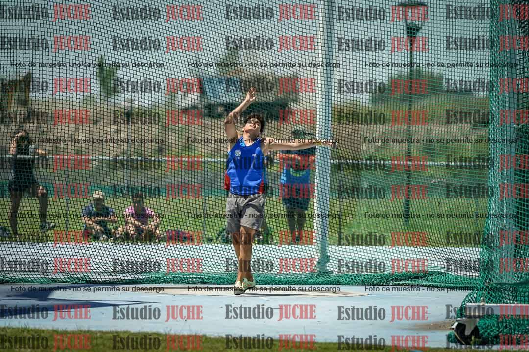 Fotos del lanzamiento del martillo de varones