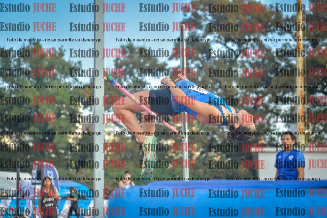 Fotos del salto en alto de mujeres
