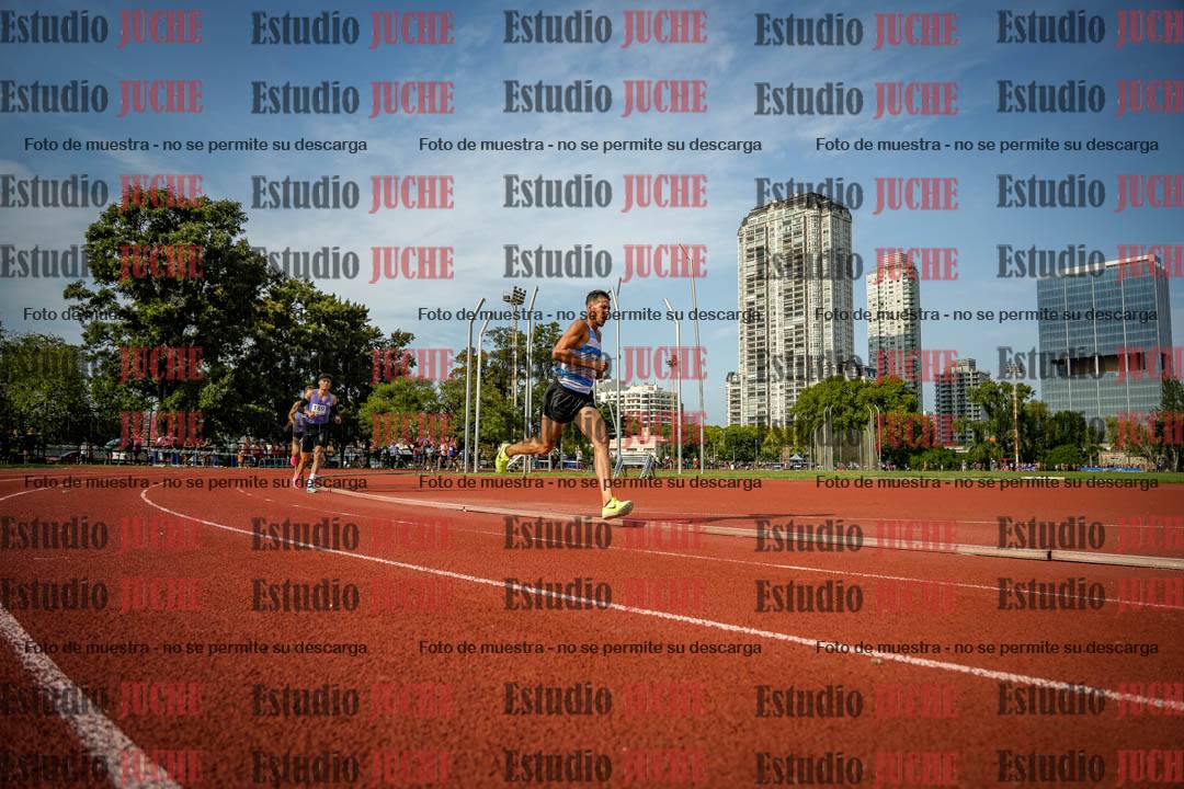 Fotos de los 3000 m llanos de varones