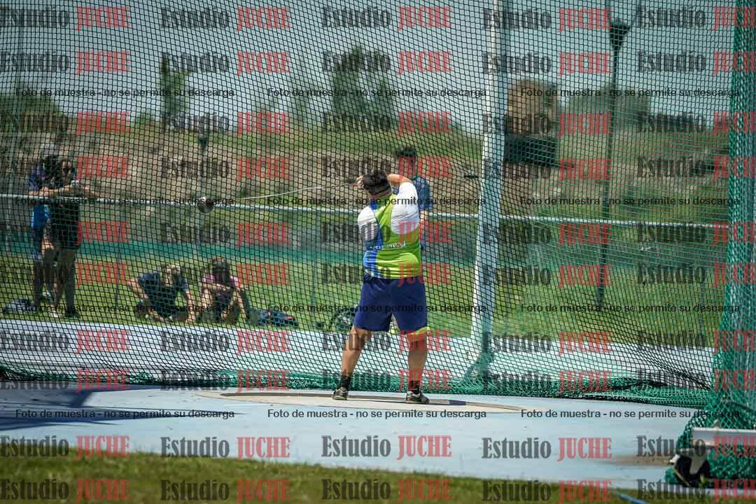 Fotos del lanzamiento del martillo de varones