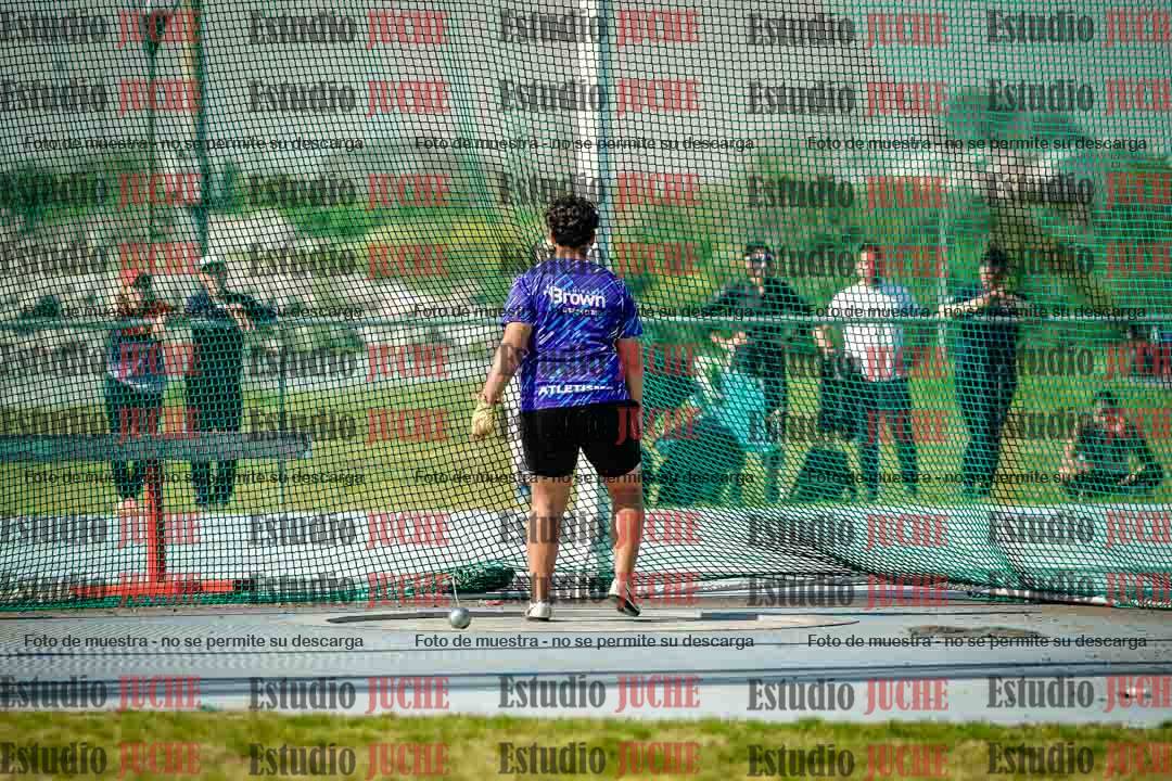 Fotos del lanzamiento de martillo de varones