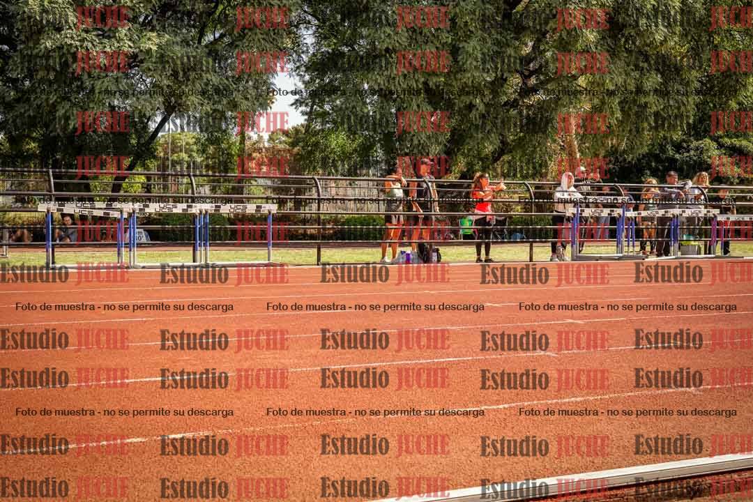 Fotos de los 100 m llanos de varones