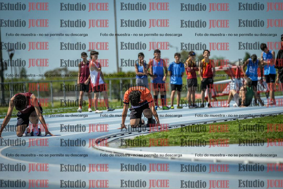 Fotos de los 200 m llanos de varones