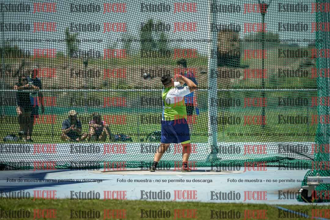 Fotos del lanzamiento del martillo de varones