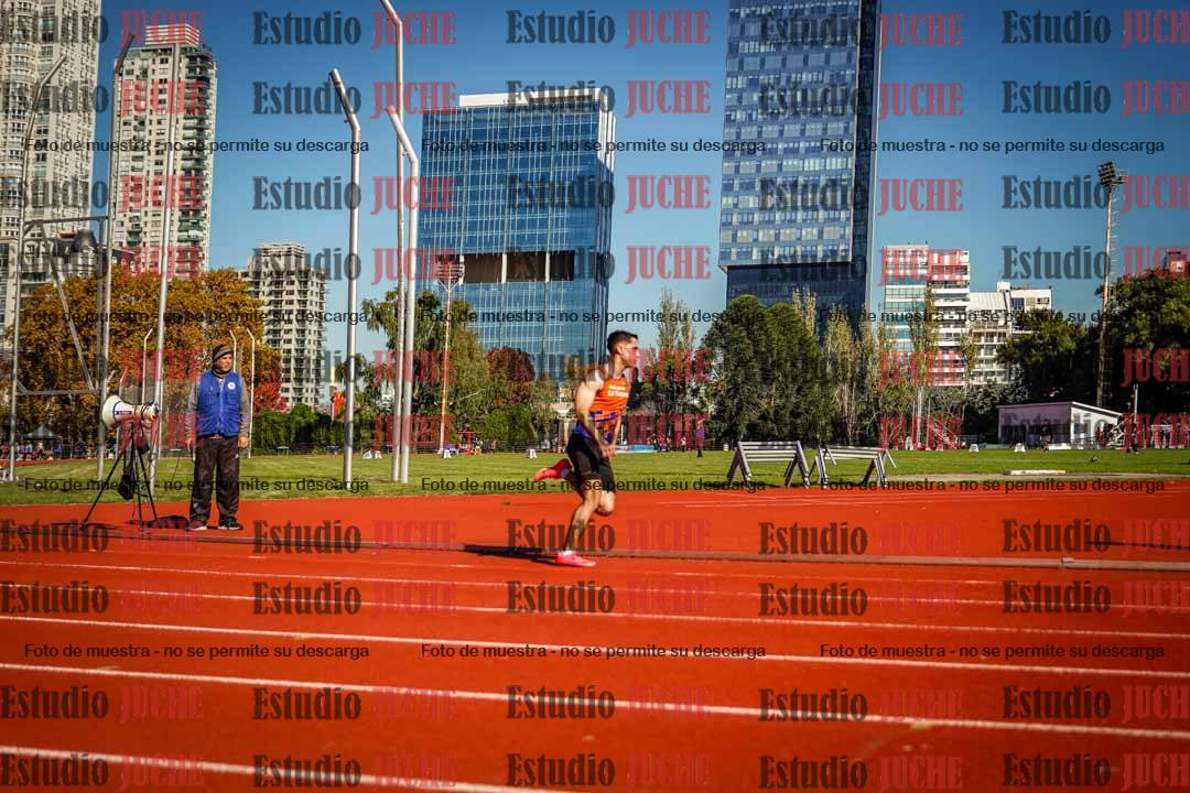 Fotos de los 200 m llanos de varones