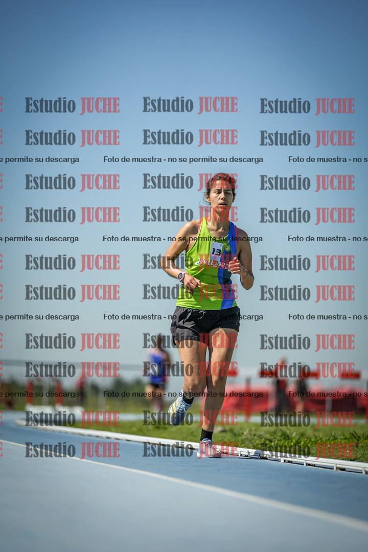 Fotos de los 5000 m de mujeres y varones - serie 2