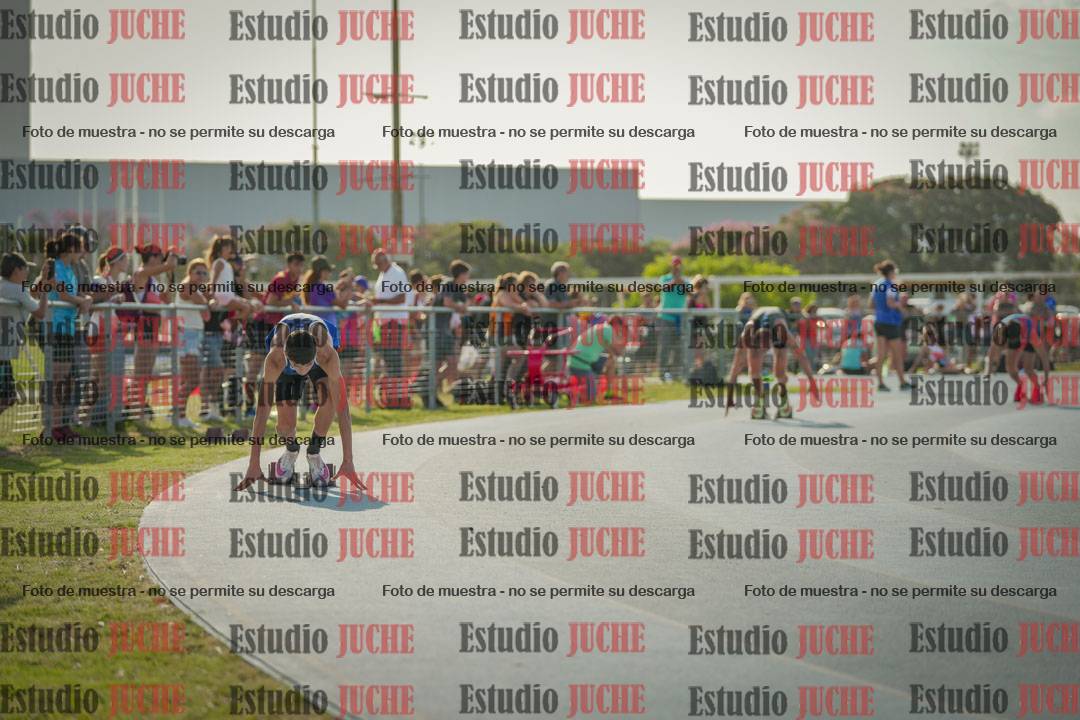 Fotos de los 400 m llanos de varones