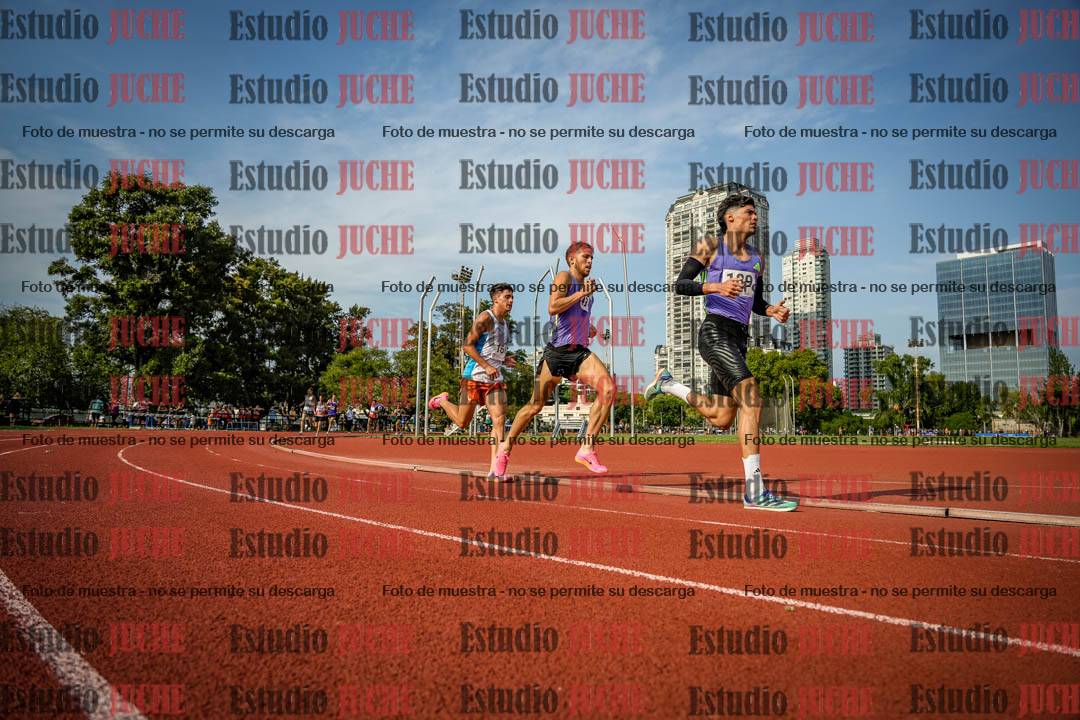 Fotos de los 3000 m llanos de varones