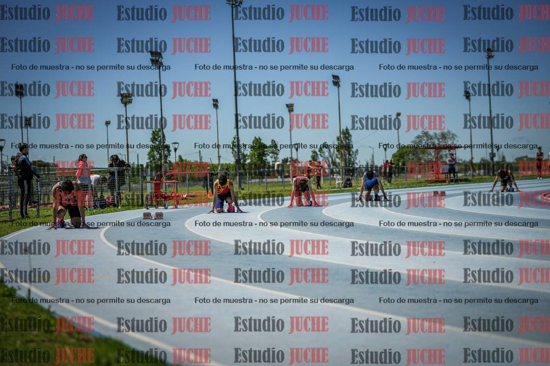 Fotos de los 200 m llanos de varones