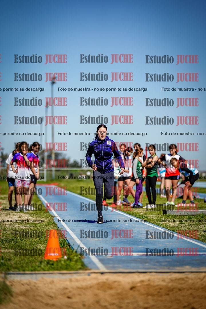 Fotos del salto en largo de mujeres - U15