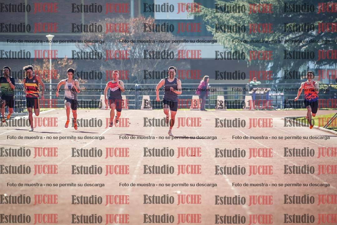 Fotos de los 200 m llanos de varones
