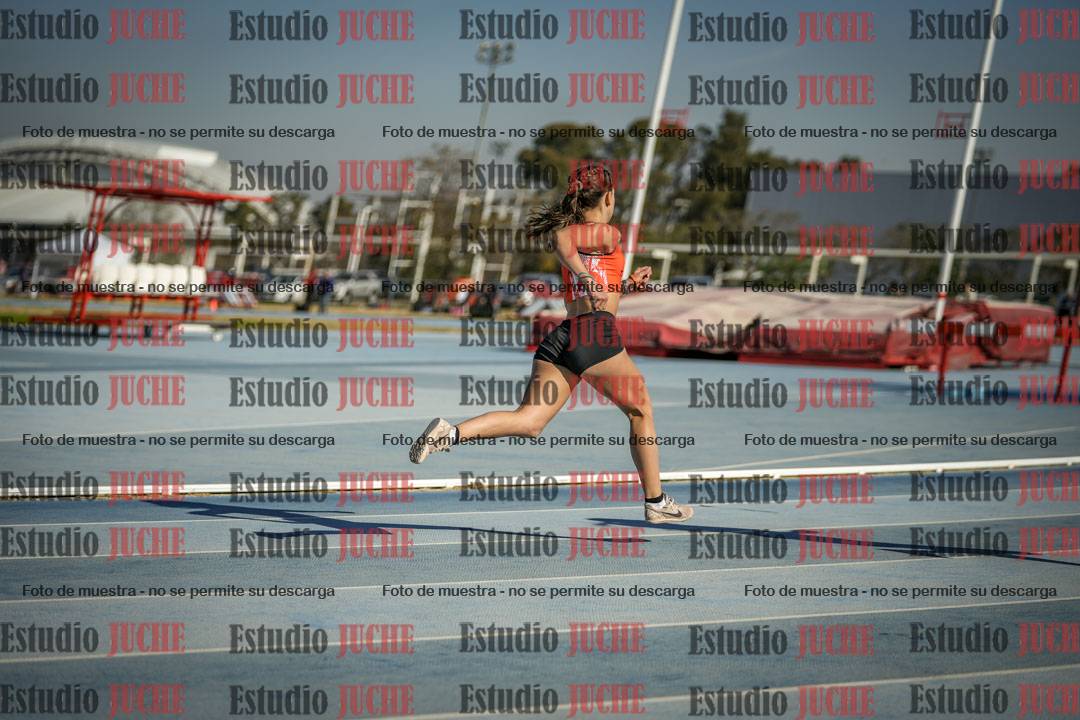 Fotos de los 200 m llanos de mujeres - combinadas 4