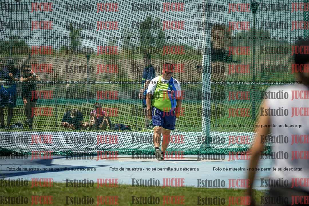 Fotos del lanzamiento del martillo de varones