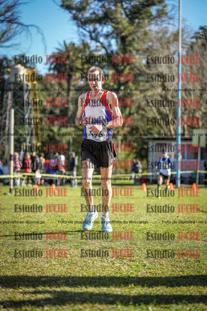 Fotos de la llegada del cross de 4000 m - varones