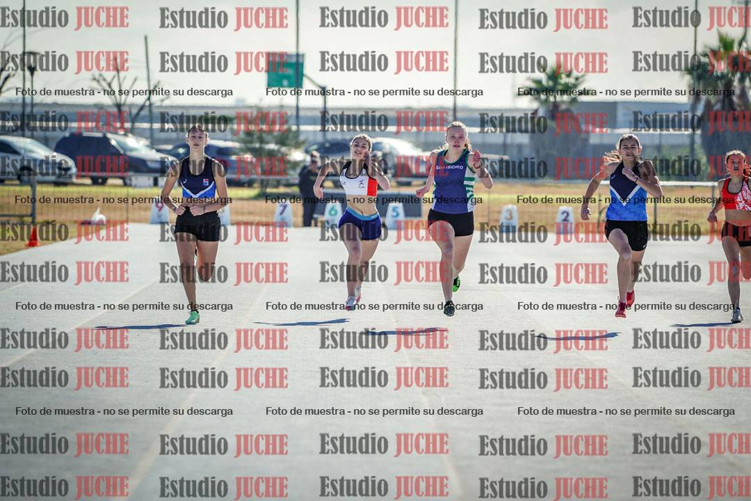 Fotos de los 200 m llanos de mujeres - combinadas 4