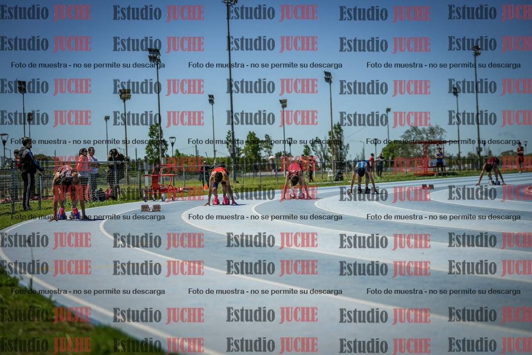 Fotos de los 200 m llanos de varones