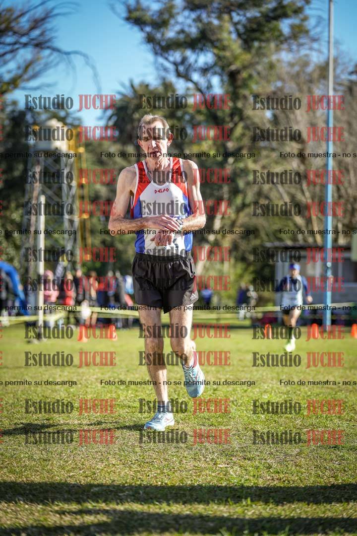 Fotos de la llegada del cross de 4000 m - varones