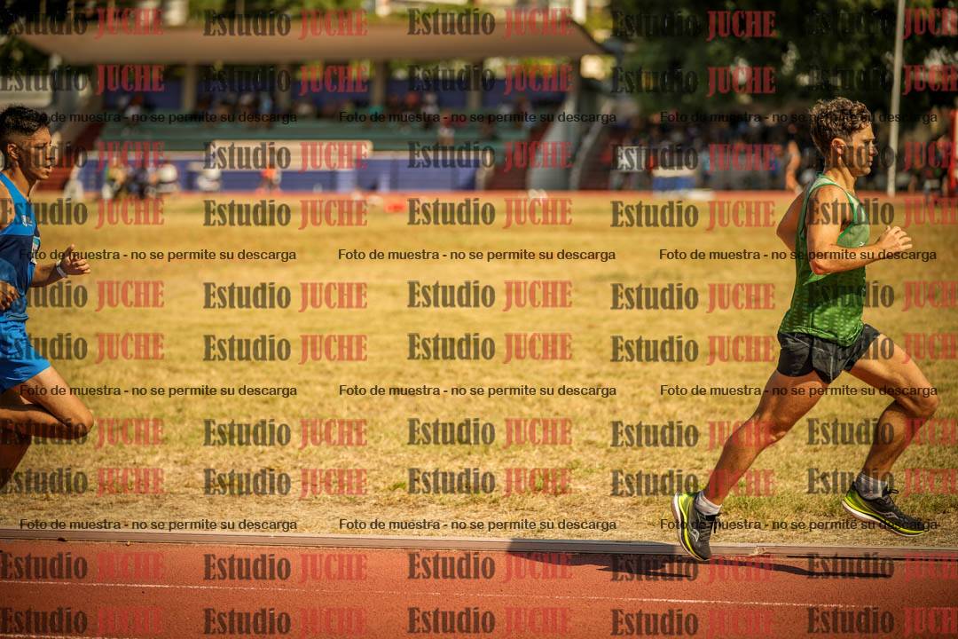 Fotos de los 3000 m llanos de varones