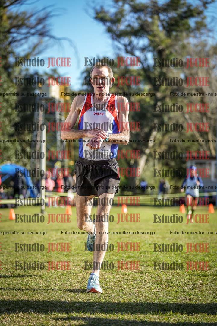 Fotos de la llegada del cross de 4000 m - varones