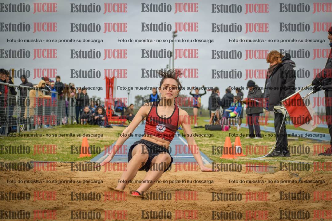 Fotos del salto en largo de mujeres - U18