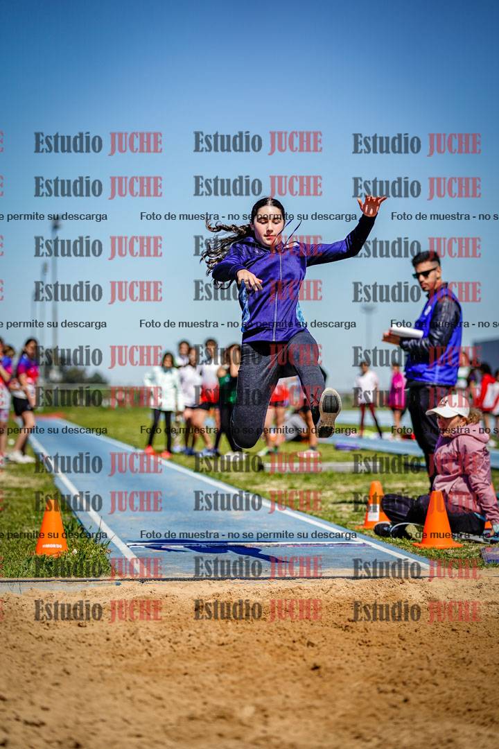 Fotos del salto en largo de mujeres - U15