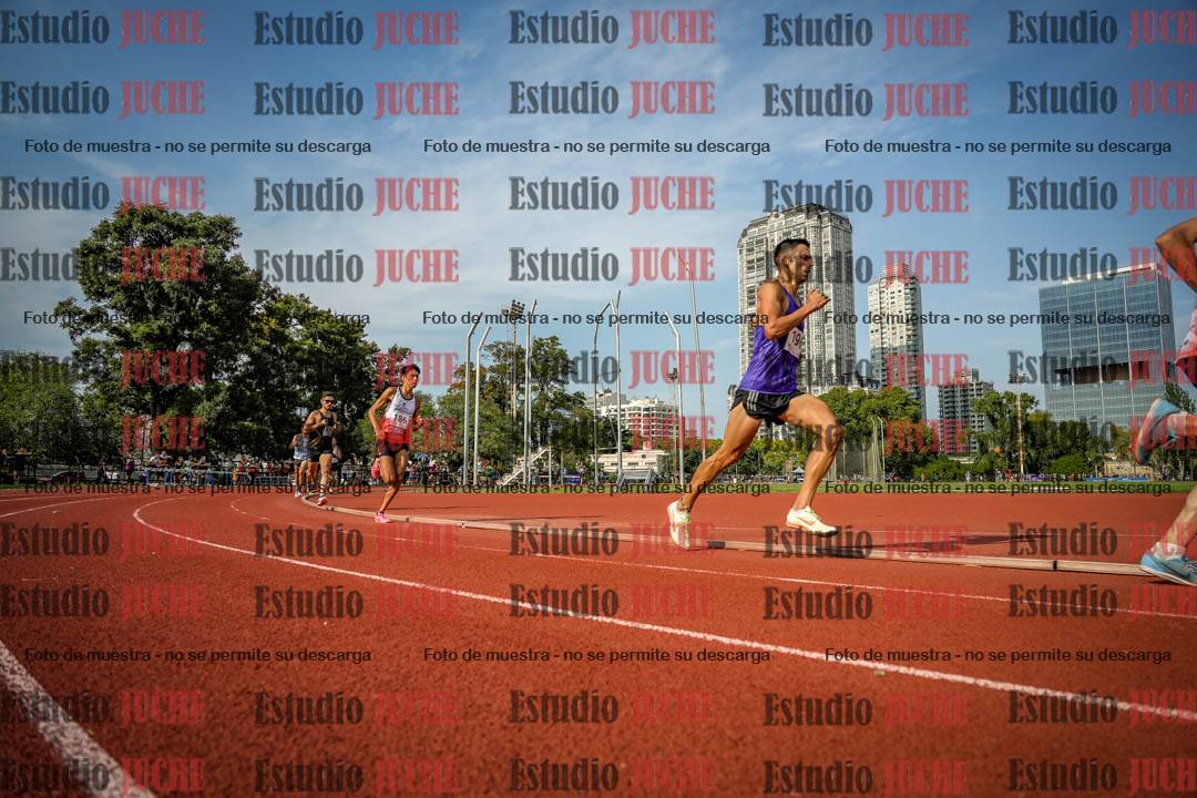 Fotos de los 3000 m llanos de varones