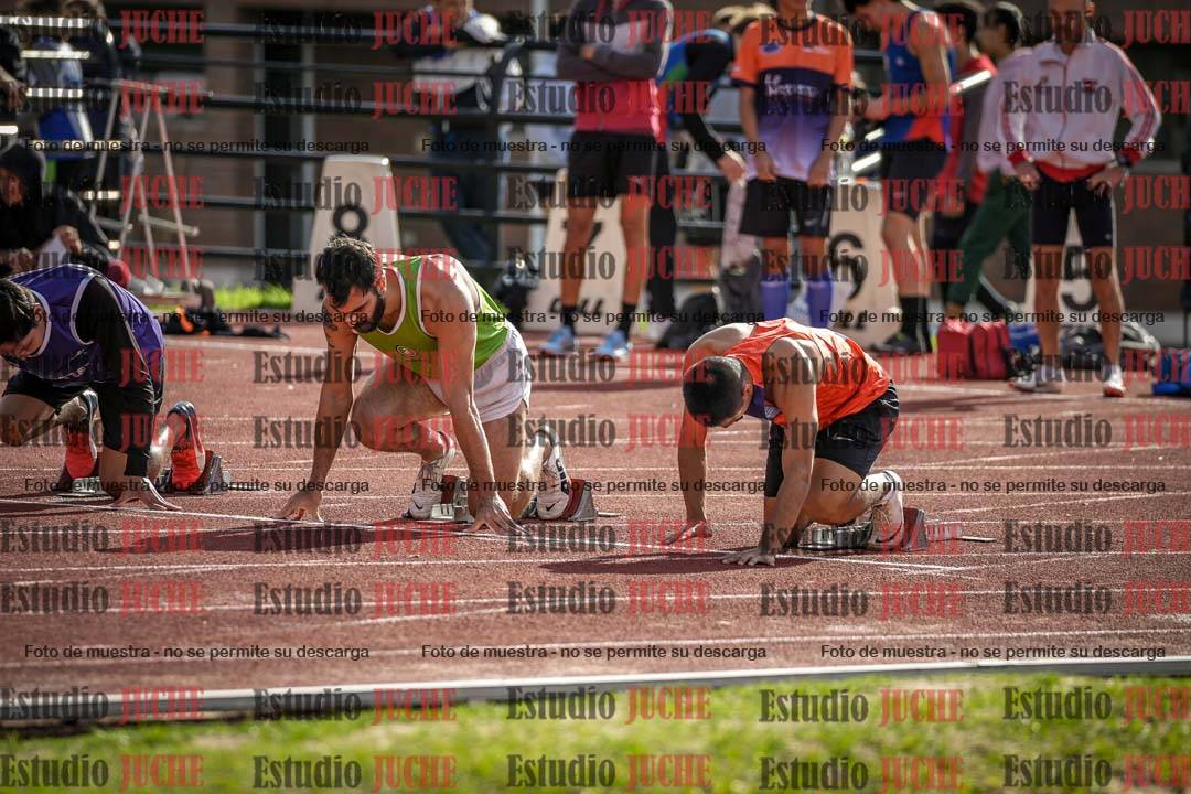Fotos de los 100 m llanos de varones