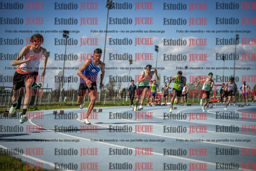 Fotos de los 200 m llanos de varones